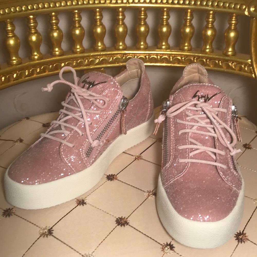 Giuseppe Zanotti MayLondon Glitter Sneakers 37 NWT